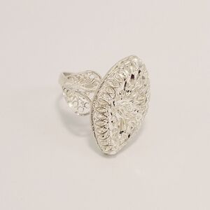 Vintage Hand Crafted Glistening Filigree Sterling Silver Ring Superb Condition